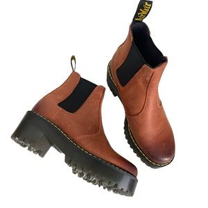 Dr. Martens Rometty Wyoming Leather Platform Chelsea Boots Brick